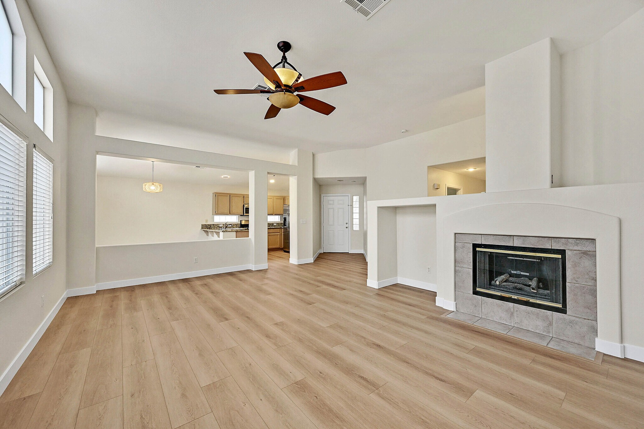 Building Photo - 2559 Misty Olive Ave