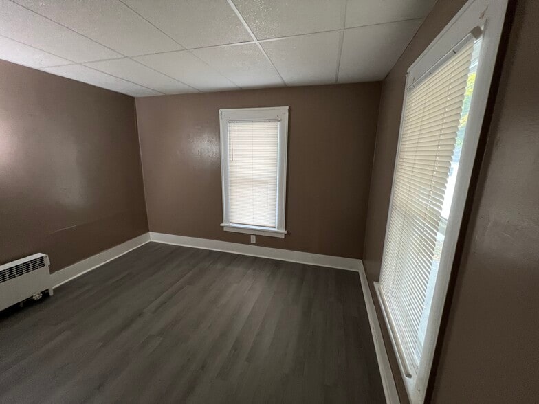 Bedroom 3 - 15 Brewer St