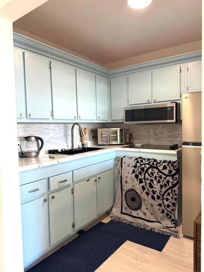 Building Photo - 3322 Cynthia Ln