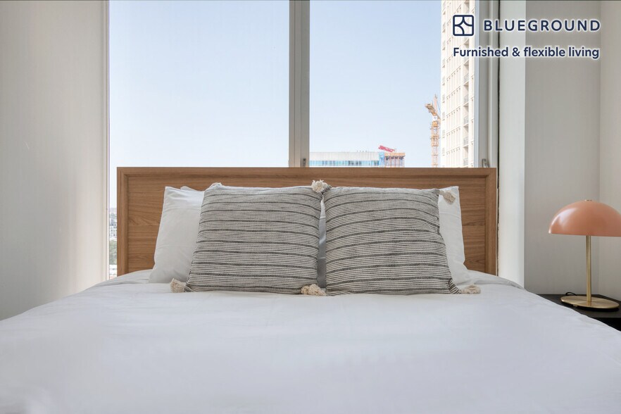 Building Photo - 1407 S Michigan Ave