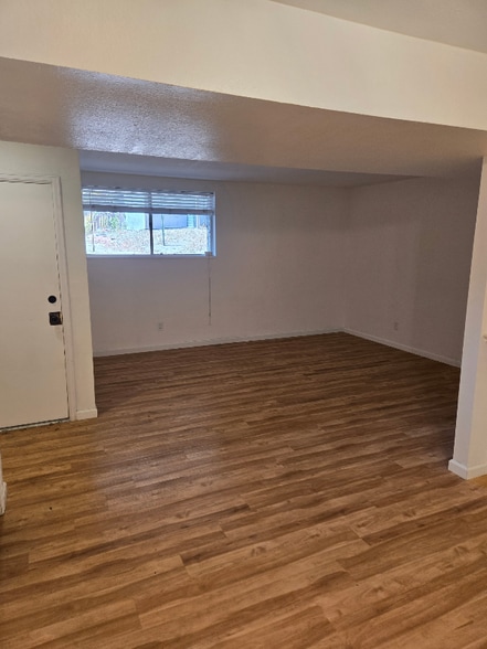 Building Photo - 5300 E Cherry Creek S Dr