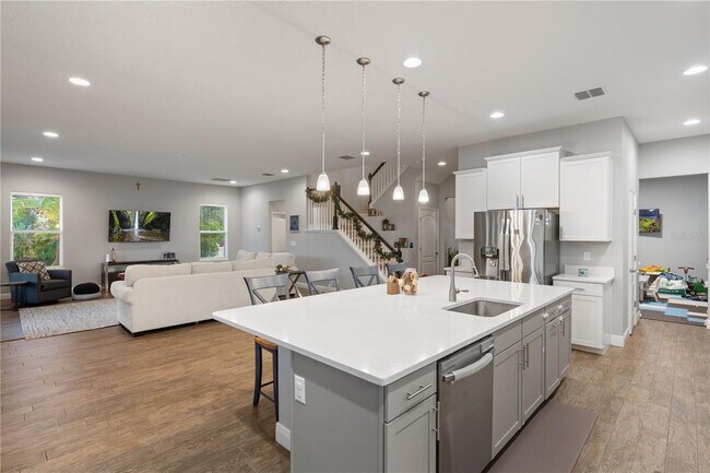 Building Photo - 15713 Sweet Limetta Dr