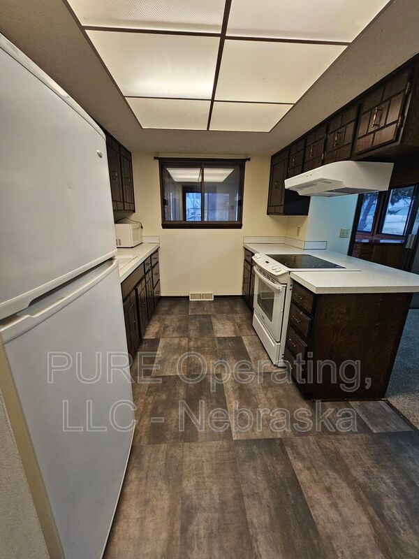 Building Photo - 14028 Madison Cir