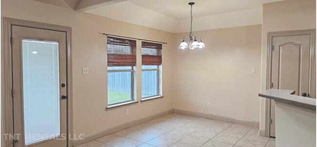 Building Photo - 408 Autumn Trail