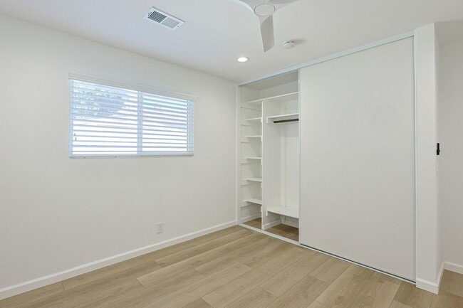 Building Photo - Peaceful 3BD/2BA Home in 55+ Community with Yard, Ocean View & Garage