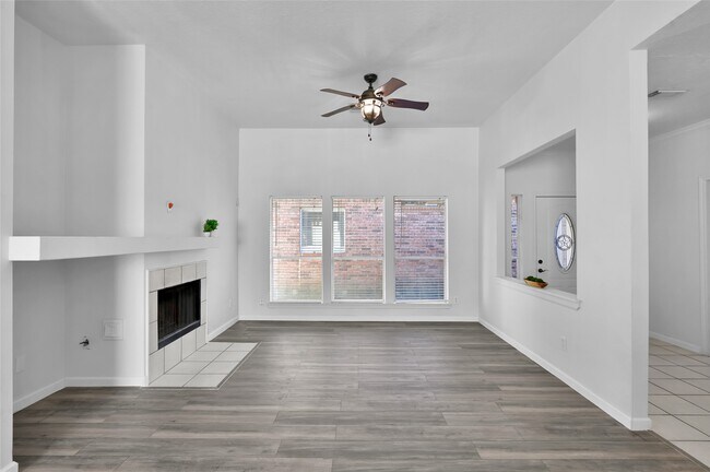 Building Photo - 14636 Ophiuchus Ct