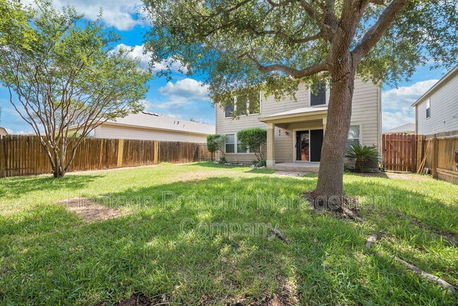 Building Photo - 136 Longhorn Way