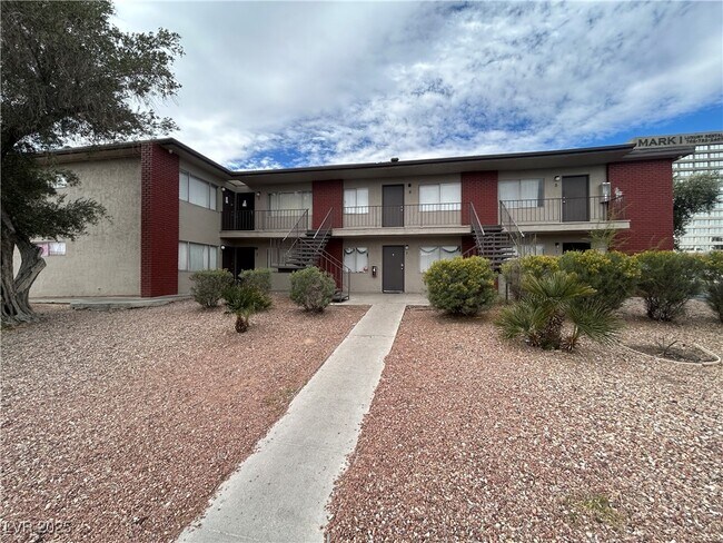 Building Photo - 1089 E Desert Inn Rd