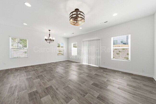 Building Photo - 11936 Basking Dr