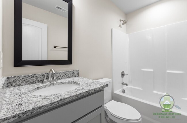 Building Photo - 217 Liberty Dr