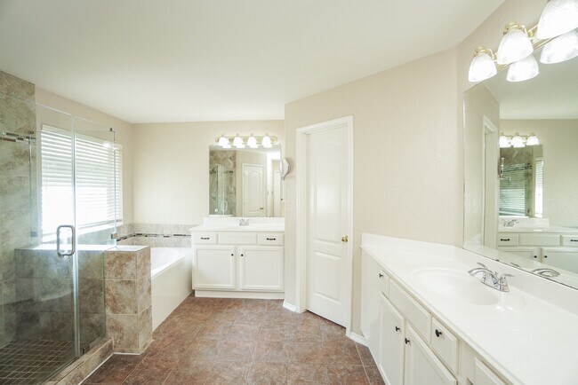 Building Photo - 415 Sterling Heights Ln