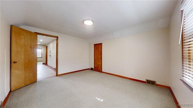 Building Photo - 532 16th St