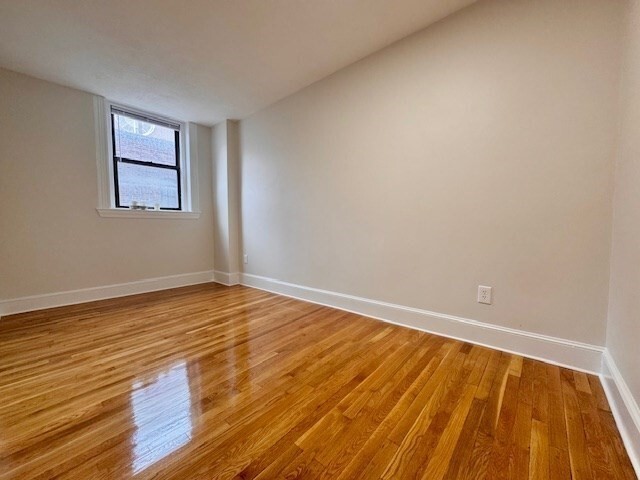 Building Photo - 111 Jersey St