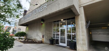 Building Photo - 1 Bed/1 Bath-Downtown Condo Available For ...