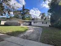 Building Photo - 2730 Prince John Rd