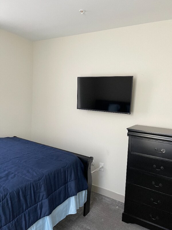 Building Photo - 1417 W9th St