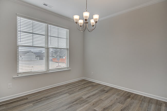 Building Photo - 3309 Ardmore St