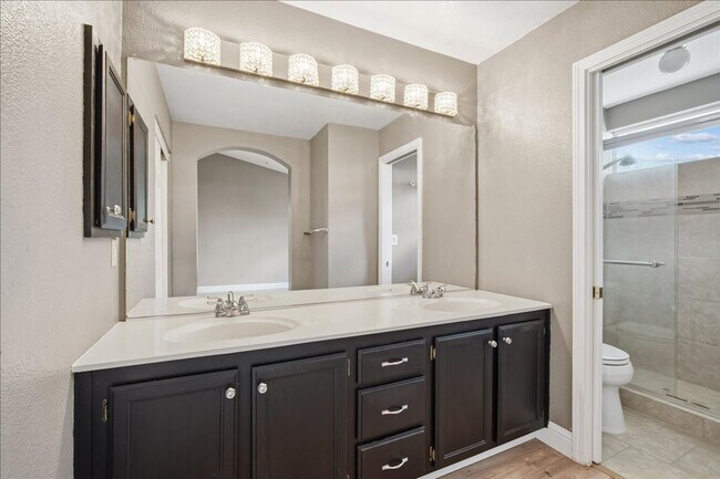 Building Photo - 8138 Sonoma Hills Way