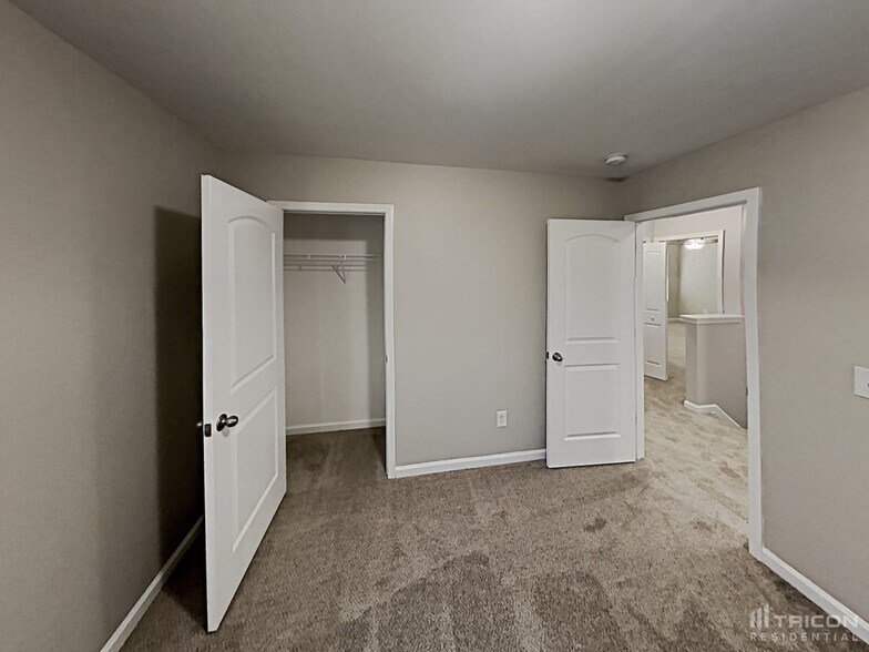 Building Photo - 1934 Chapel Brook Way