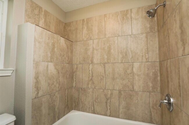 Building Photo - 3134 Sedgeborough Dr