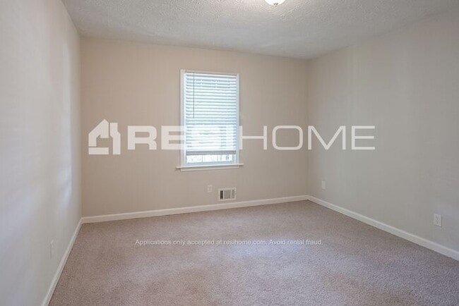 Building Photo - 4895 Timber Ridge Dr