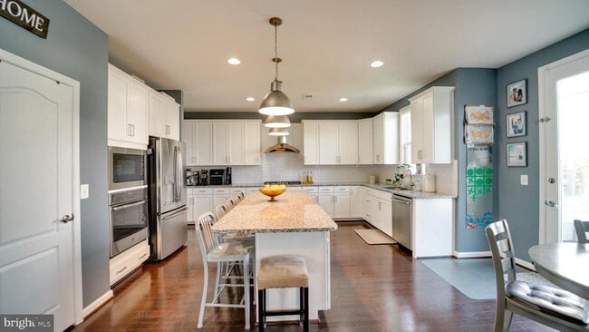 Building Photo - 24855 Bradford Forest Dr