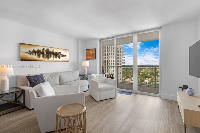 Building Photo - 5701 Collins Ave