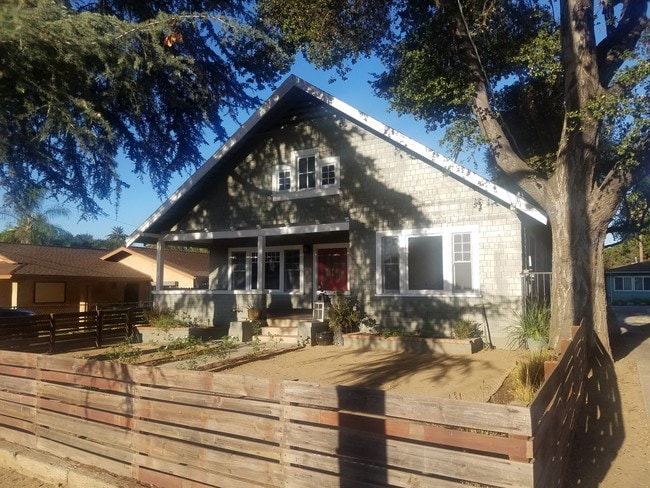 Building Photo - 2109 Marengo Ave