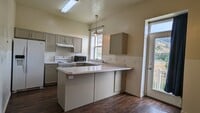 Building Photo - 324 E Yellow Feather Dr