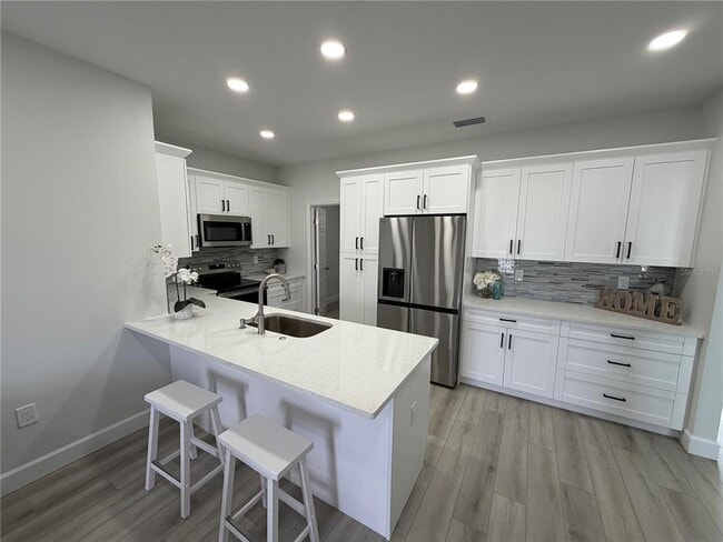 Building Photo - 13117 4th St E