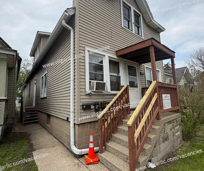 Building Photo - 610 W 144th St