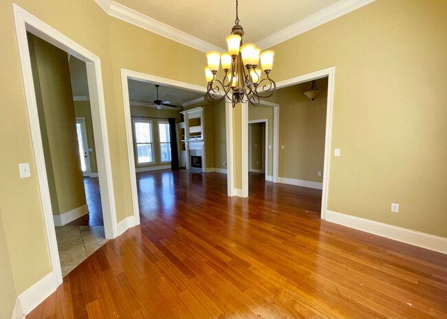 Building Photo - 3 BR/2.5 BA in Castlewoods for rent!!