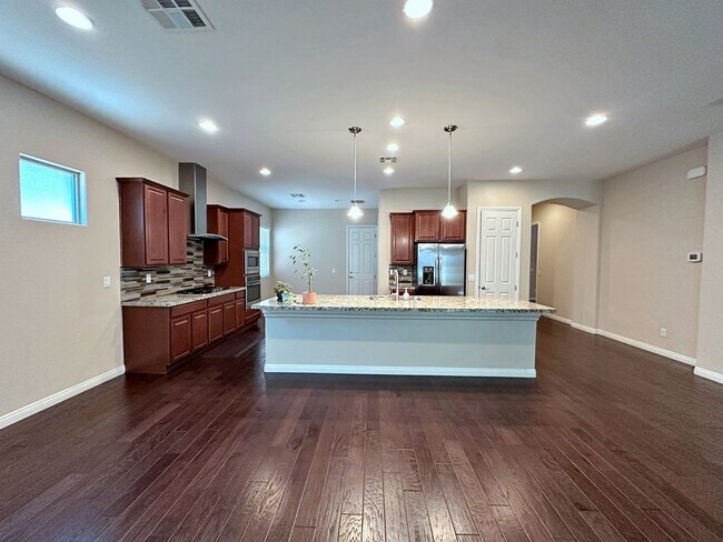 Building Photo - 71 Newton Ridge Way