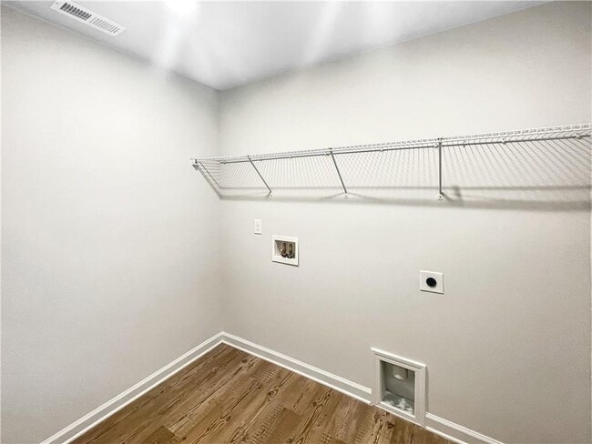 Building Photo - 5141 Sidney Sq Dr