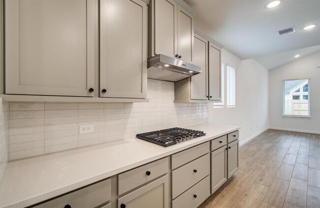 Building Photo - 7231 Yarrow Blossom Ct