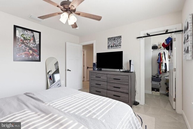 Building Photo - 9202 Wood Creek Cir