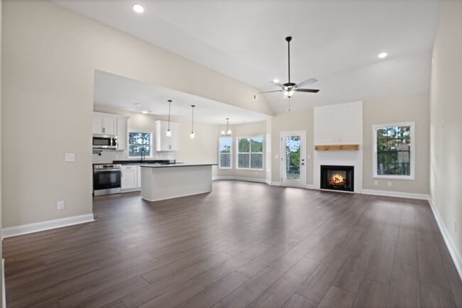 Building Photo - New Construction Ruby Floor Plan Near Exit 4