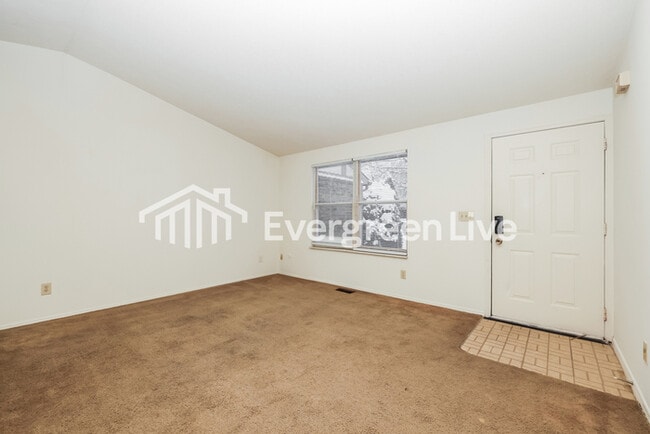 Building Photo - 6376 Greenfield Way