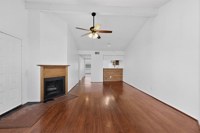 Building Photo - 8545 Midpark Rd