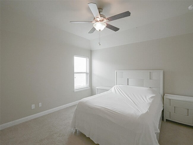 Building Photo - 2701 Camden Hills Ln
