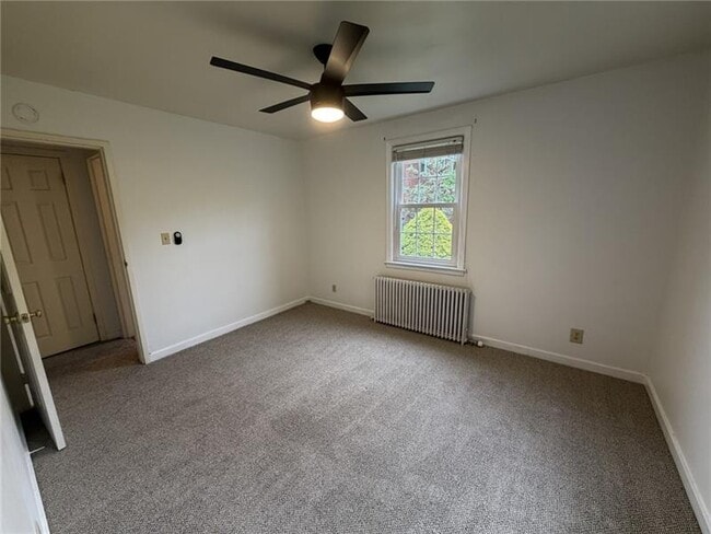 Building Photo - 840 Thorn St