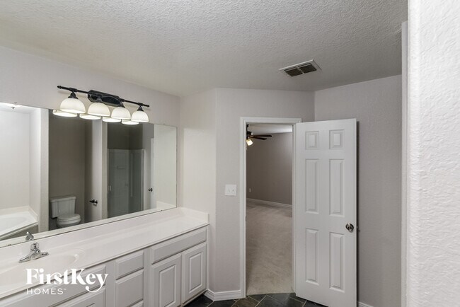 Building Photo - 5858 Blonde Canyon