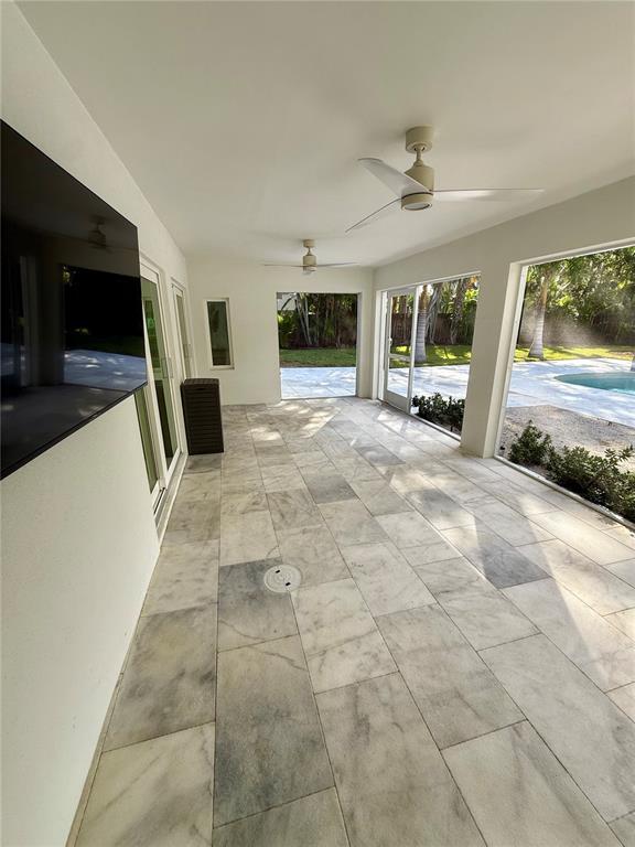 Building Photo - 1359 Harbor Dr