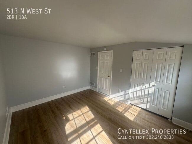 Building Photo - 513 N West St