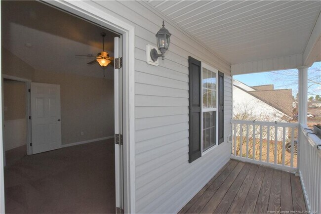 Building Photo - 60 Scranton Ct