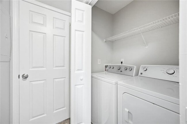 Building Photo - 103 Lilli Ln