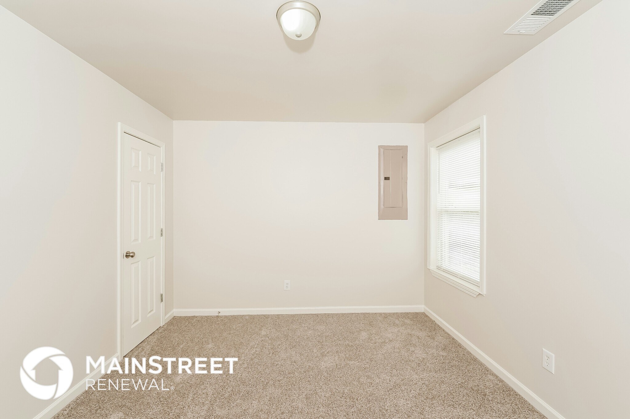 Building Photo - 975 Moonlite Dr
