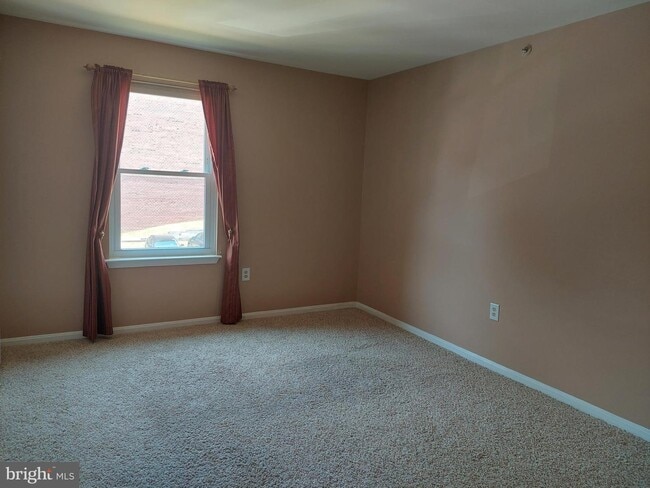 Building Photo - 3800 Meghan Dr