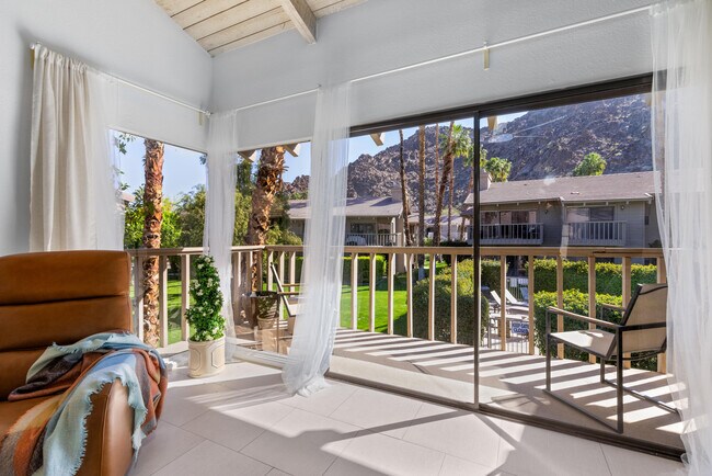 Building Photo - 46642 Arapahoe Cir