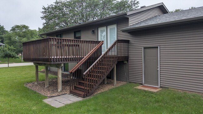 Building Photo - 4810 19th Ave NW